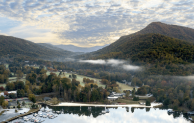 Rumbling Bald, Apple Valley Rate Among Best Resorts, Courses in N.C.